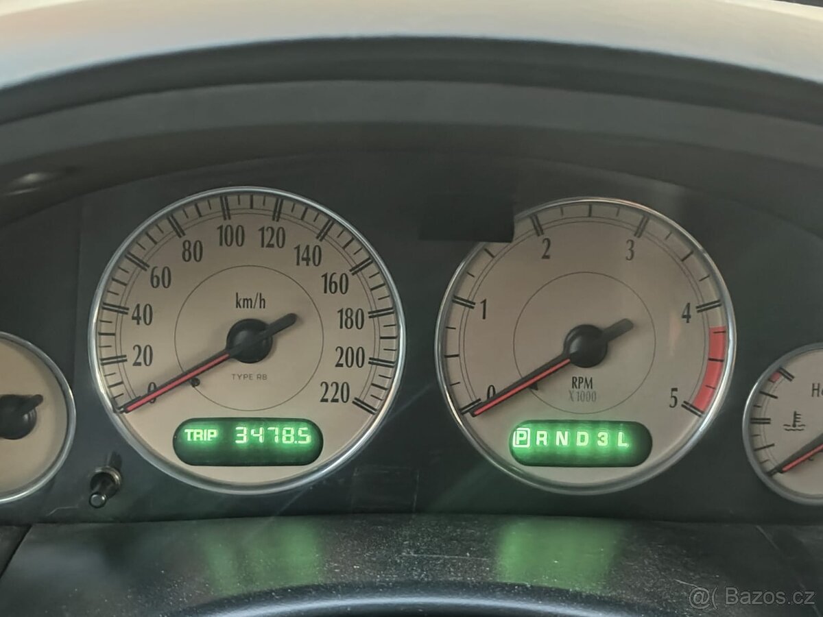 Chrysler Grand Voyager 2,8 CRD automat Stow´N Go, 7míst - 6