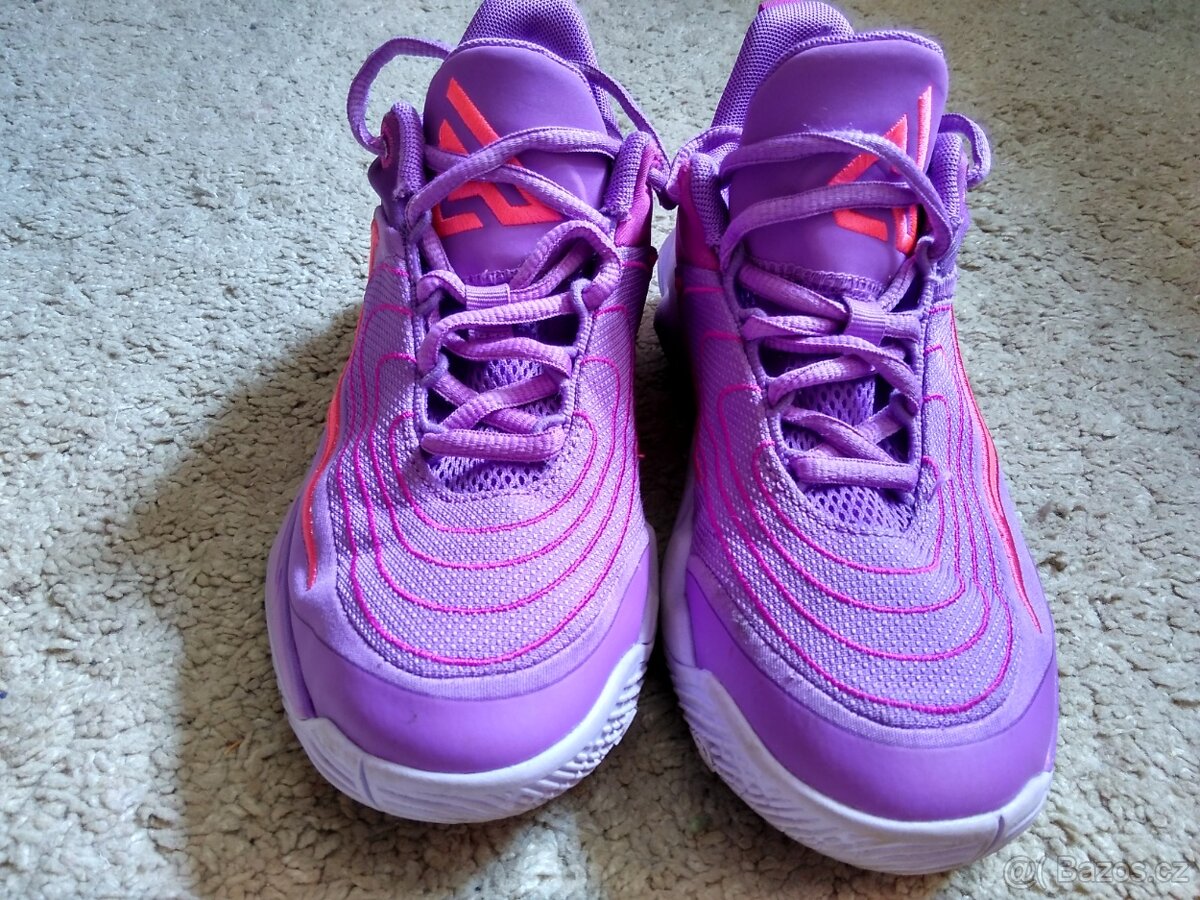 vel.35, Nike Giannis Immortality 4, boty, kecky - 6