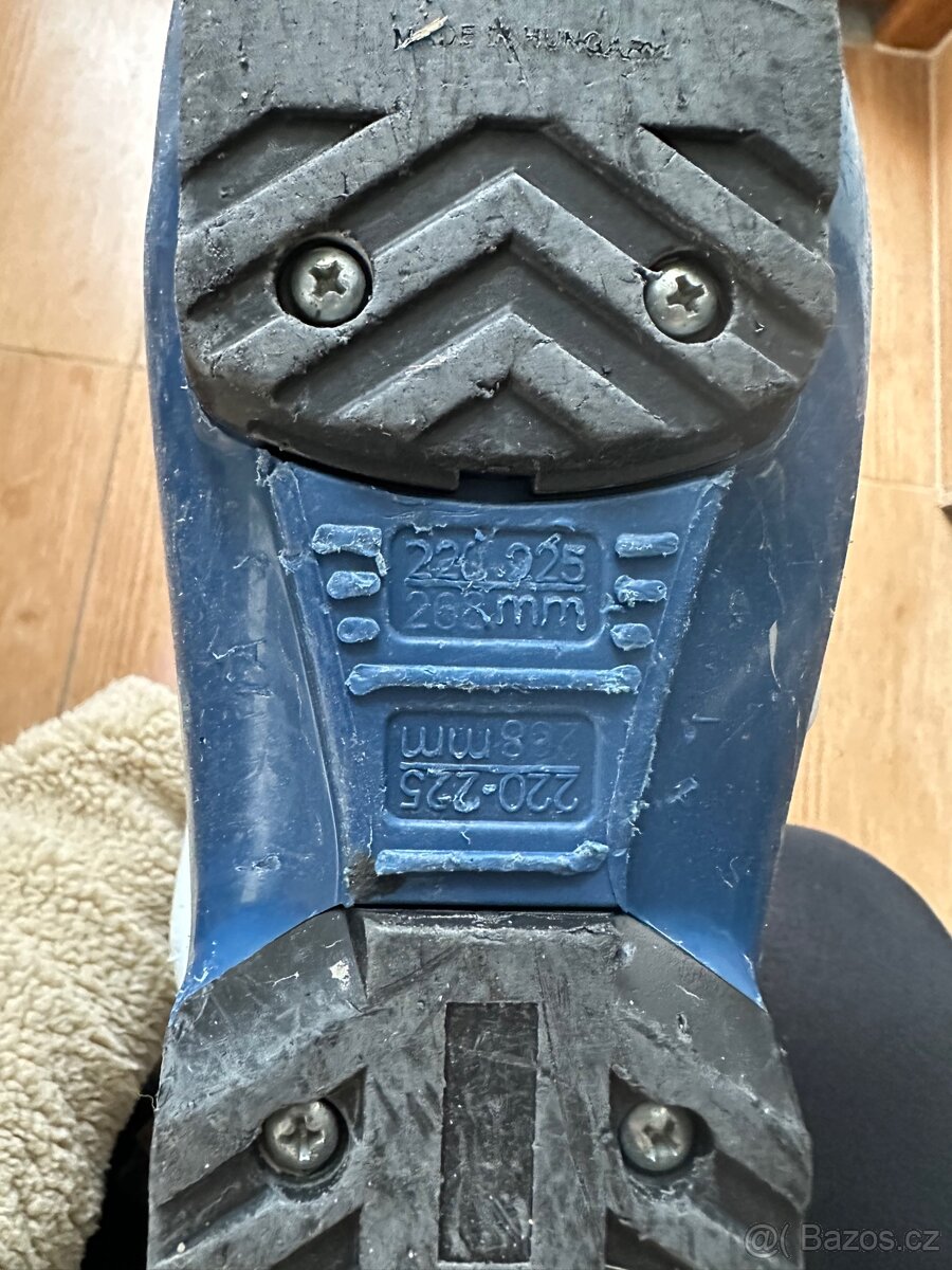 Lyžáky Nordica 220-225 cca 7let - 6