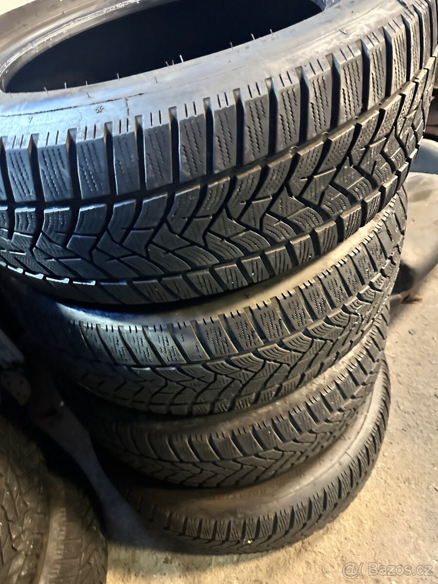Dunlop 215/60R16 95H - 6