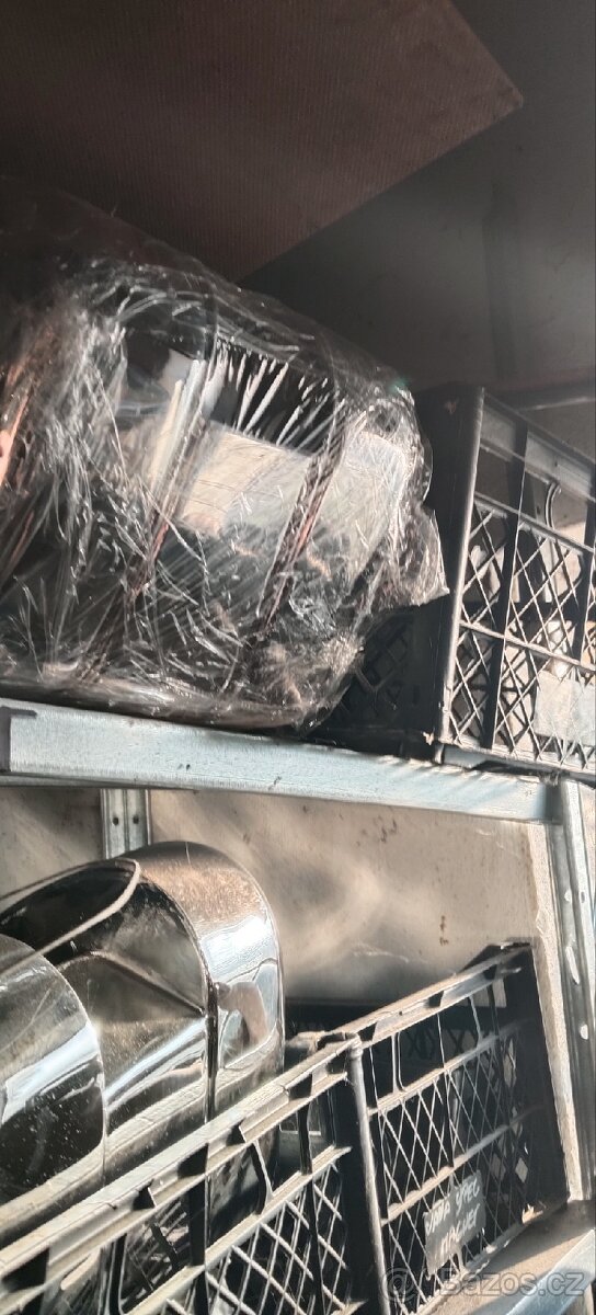 Překrásnou nádrž na Jawu 175 special - 6