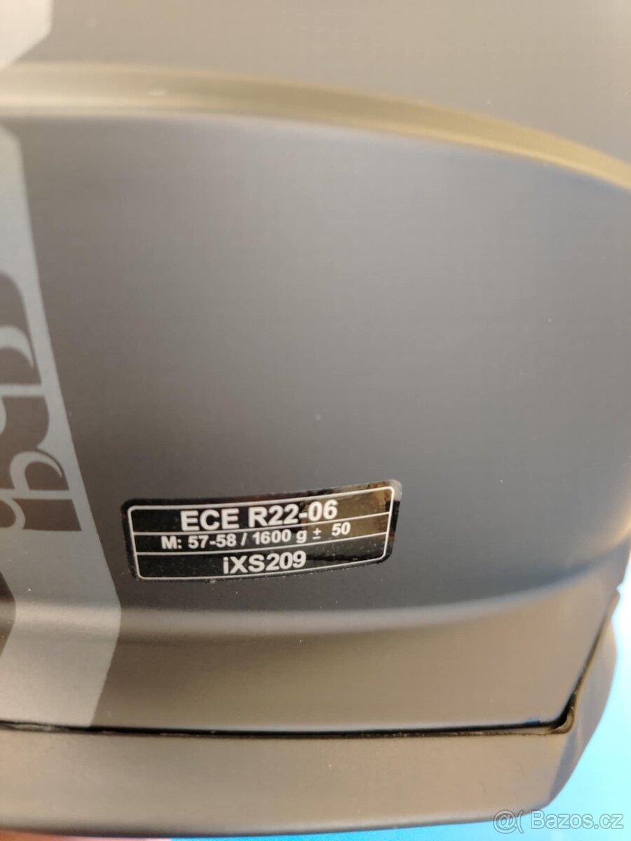 přilba IXS209 černá matná nová, velikost M - 6