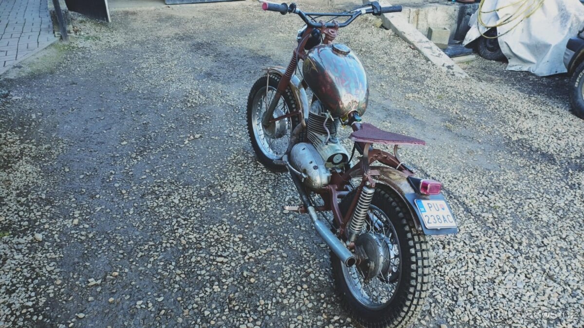 Predám trial hribolez Jawa 175, - 6