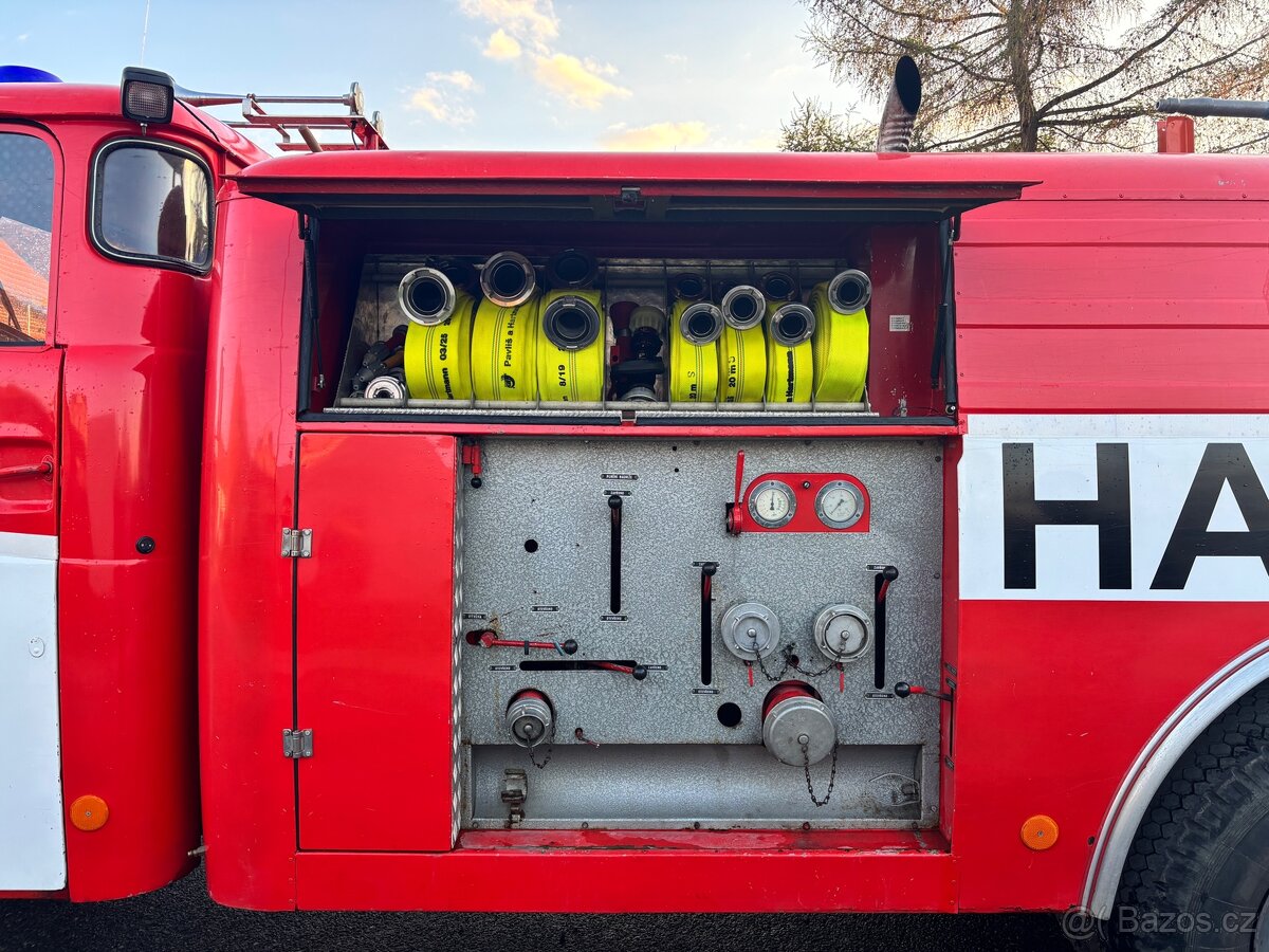 Tatra 148 CAS 32 - 6