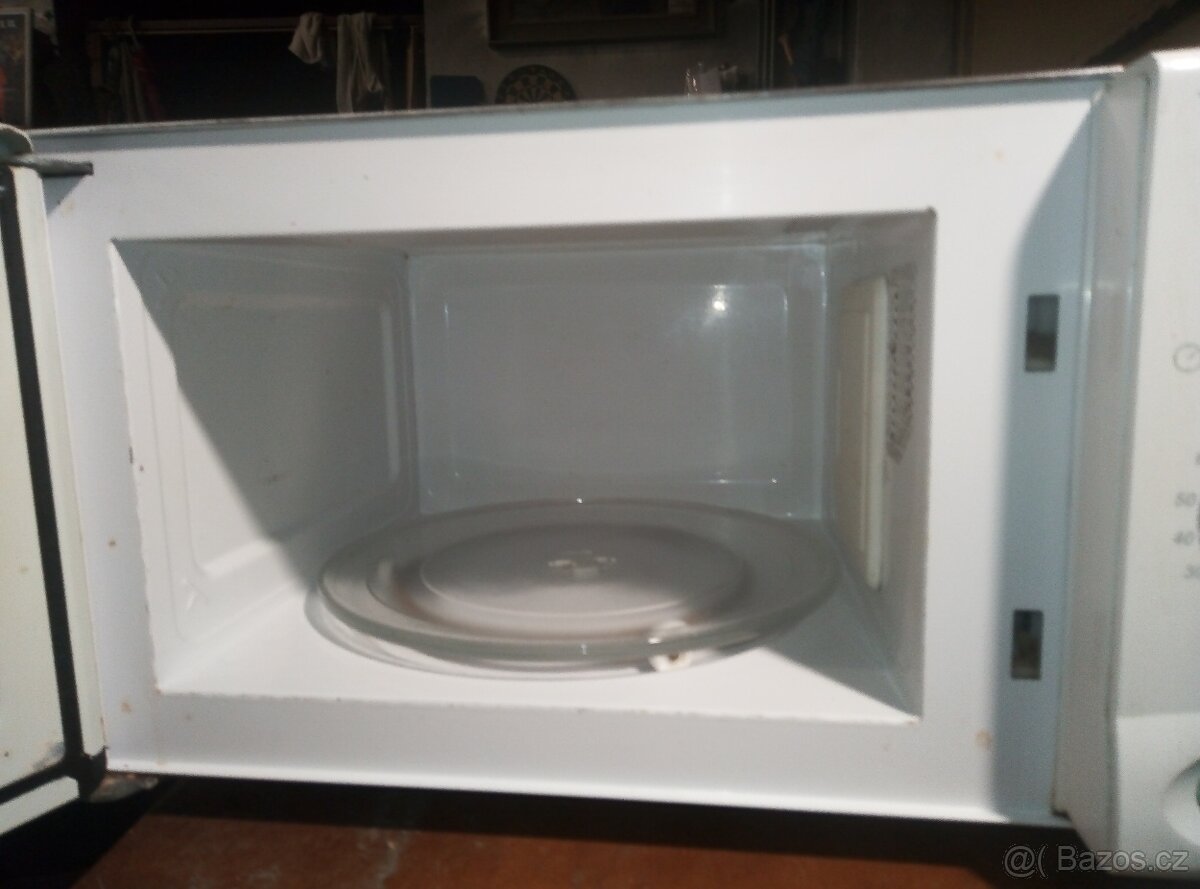 mikrovlnka ETA - 6