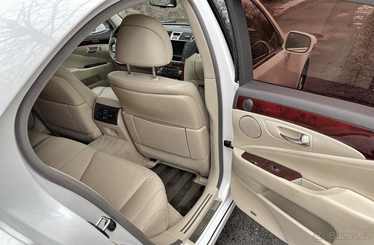 Lexus LS 460 2010 Facelift V8 AWD - 6