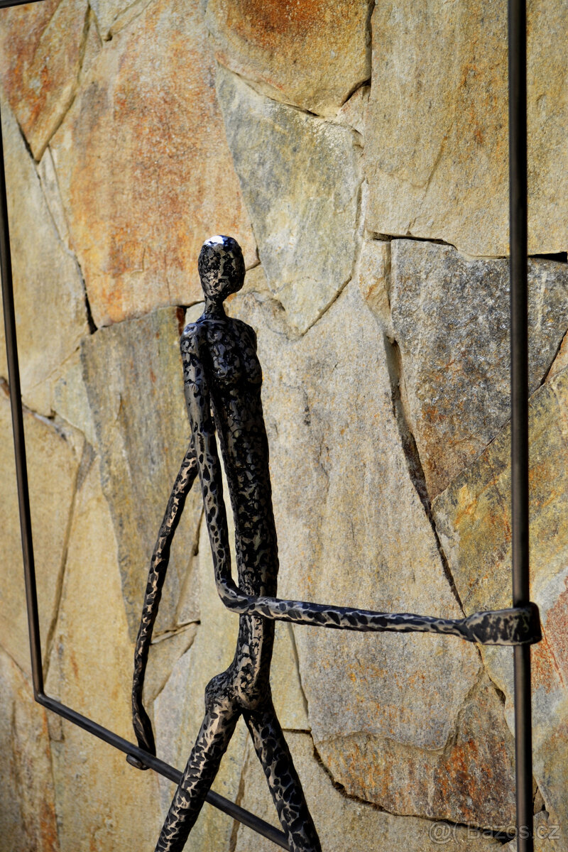 Žena se čtvercem - 6