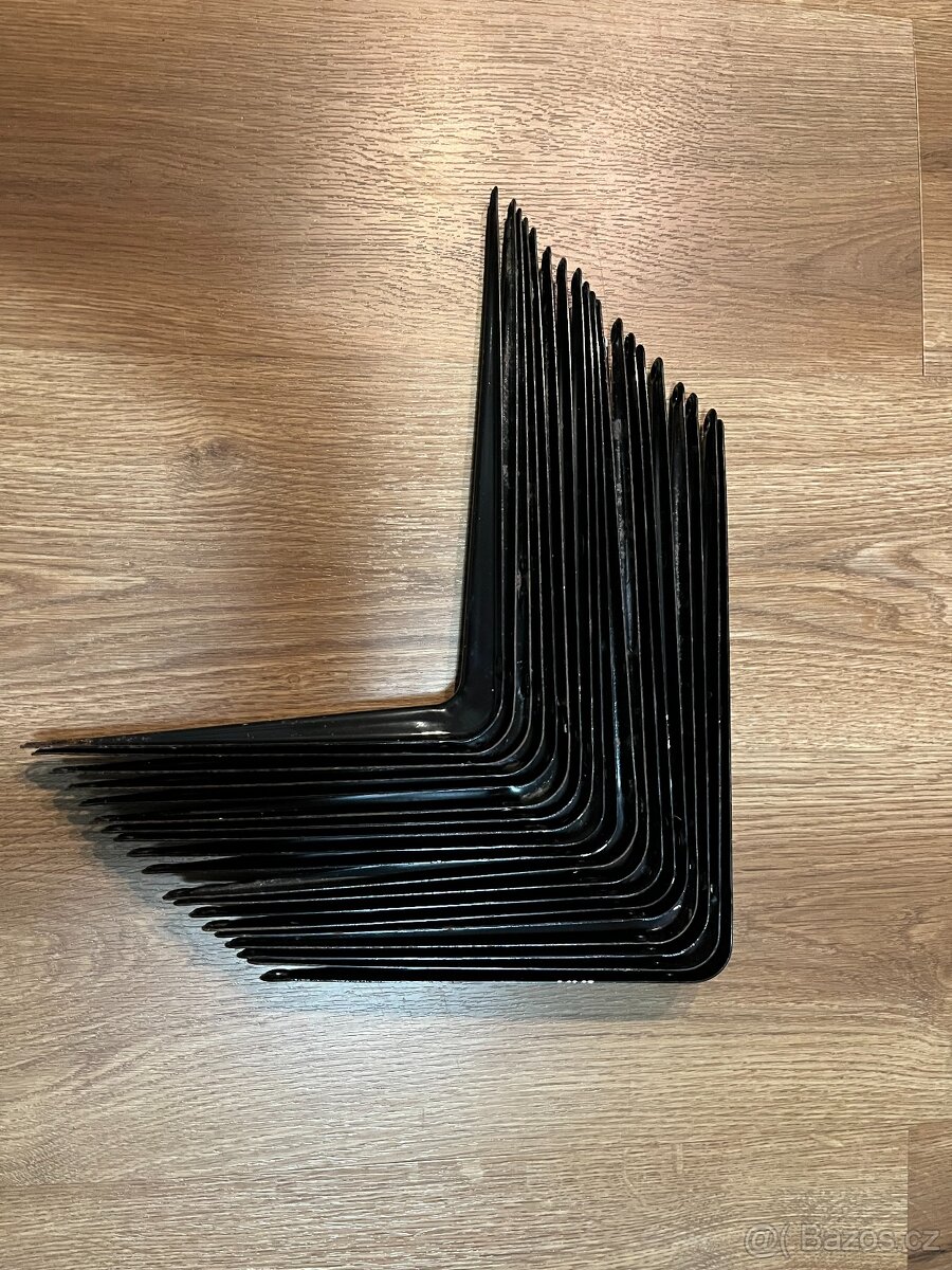 Konzole na police - 6