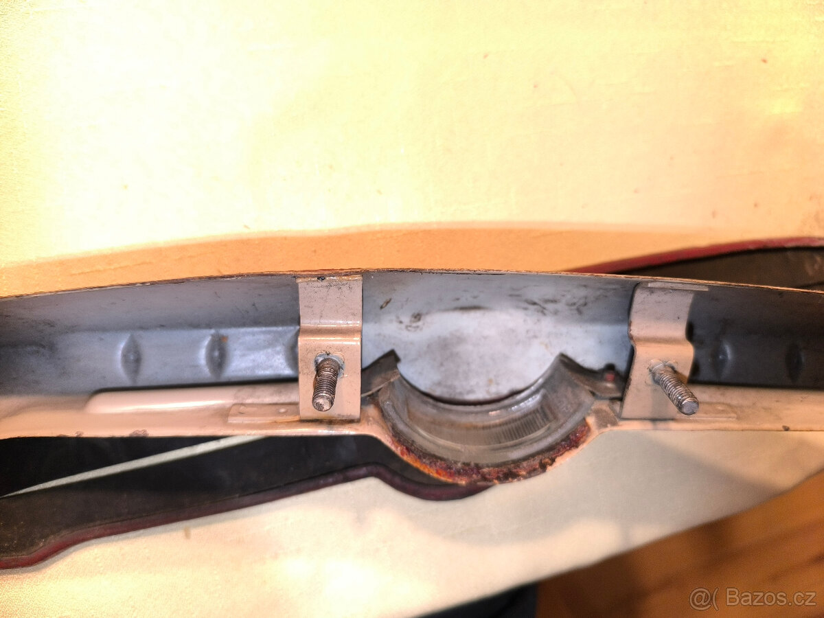 Moskvič 407, osvětlení SPZ, Moskvich - 6