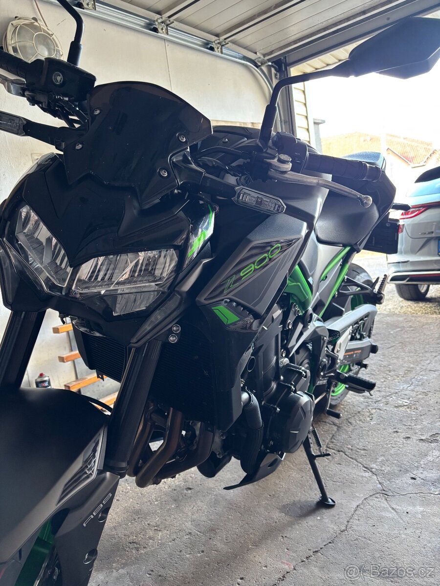 Kawasaki Z900 - 6