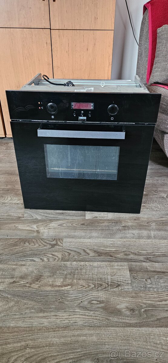 Zanussi Indukční deska+trouba - 6