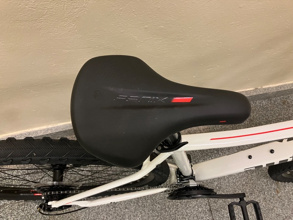 AUTHOR SULUTION 29 ASL, 18" - 6