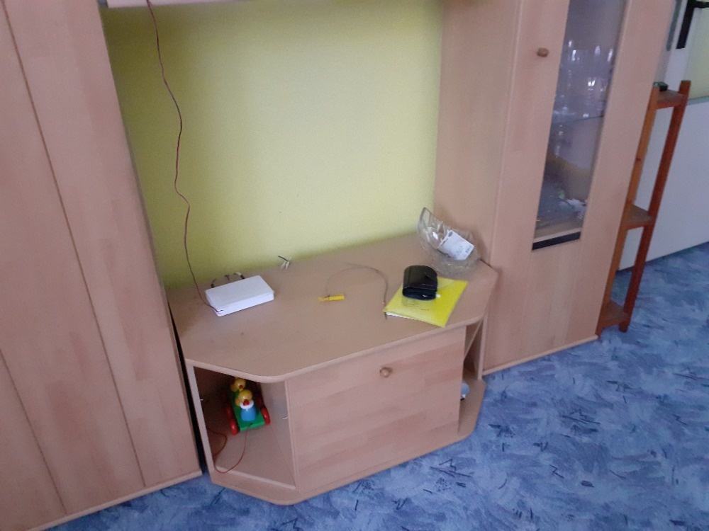 OBÝVACÍ STĚNA - 6