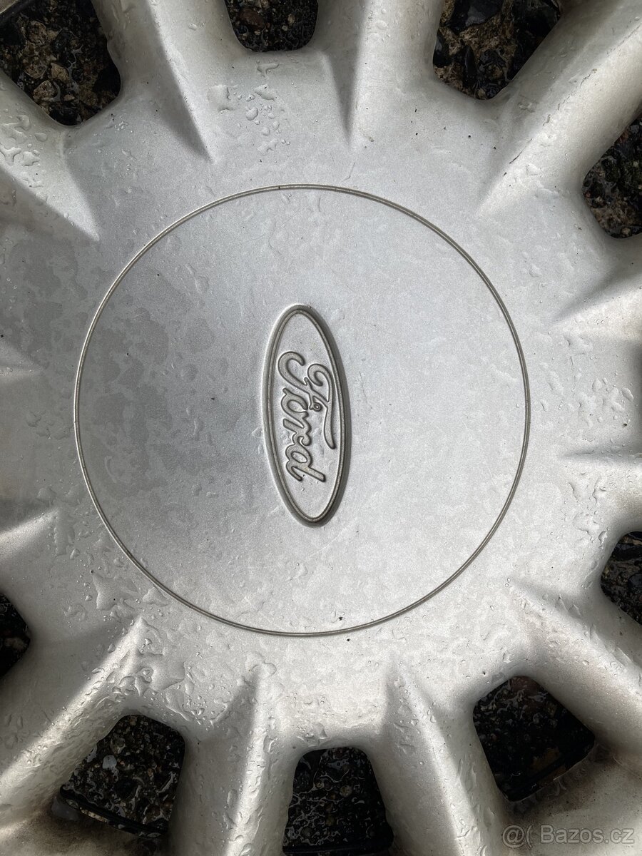 Poklice FORD 16” - 6