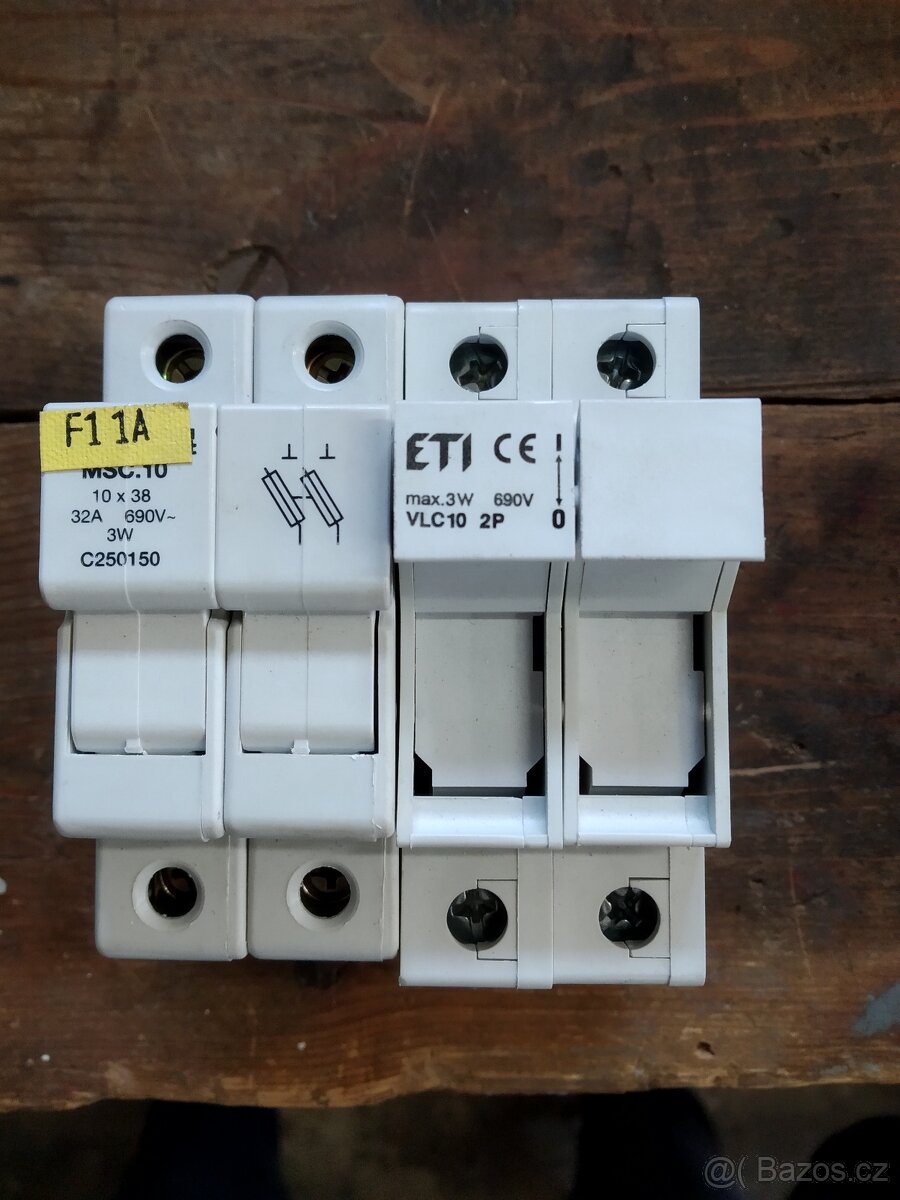 elektroinstalační materiál - 6