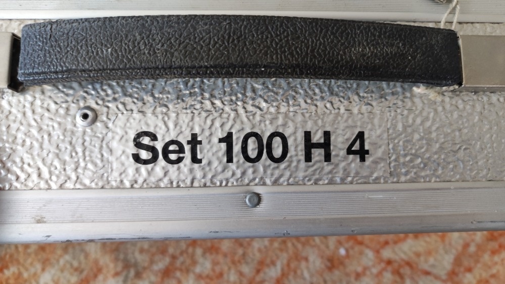 Filmařské halogen.sady osvětlení Sachtler H322+100H4+stativy - 6