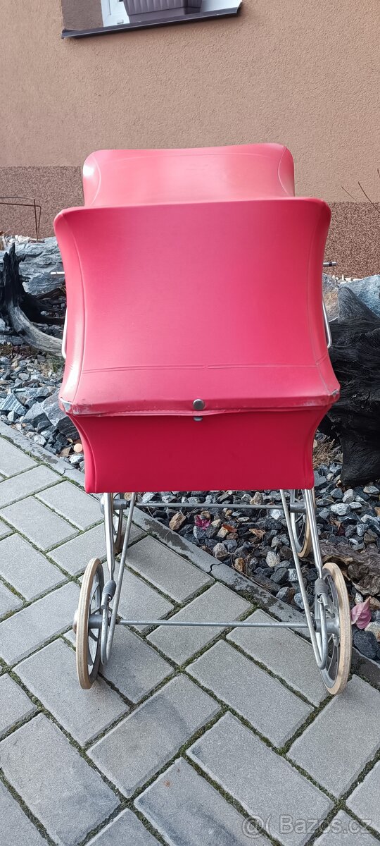 Retro kočárek pro panenky - 6