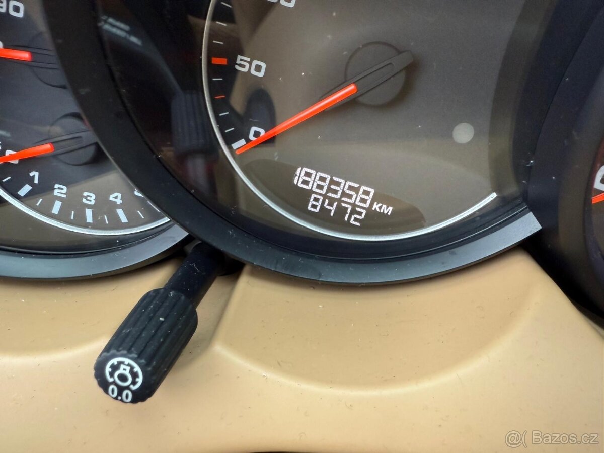 Porsche Cayenne Diesel 3.0 2012 motor start - 6