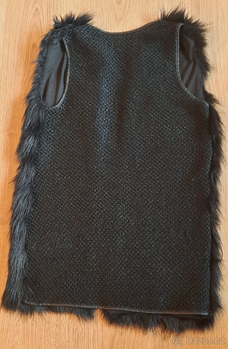 Černá chlupatá vesta Amisu, XS - 6