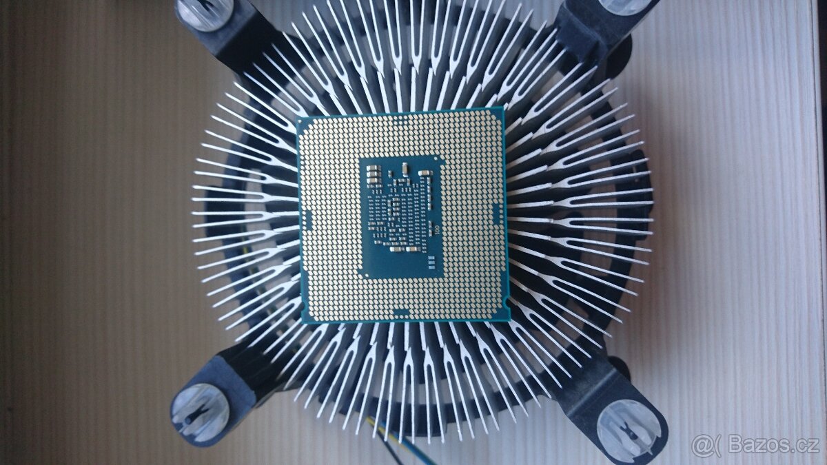 Prodám základní desku + procesor - 6