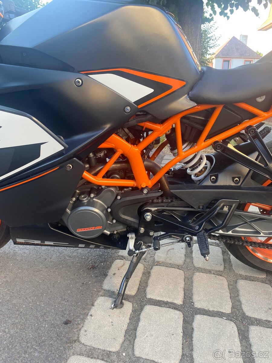 KTM RC 125 - 6