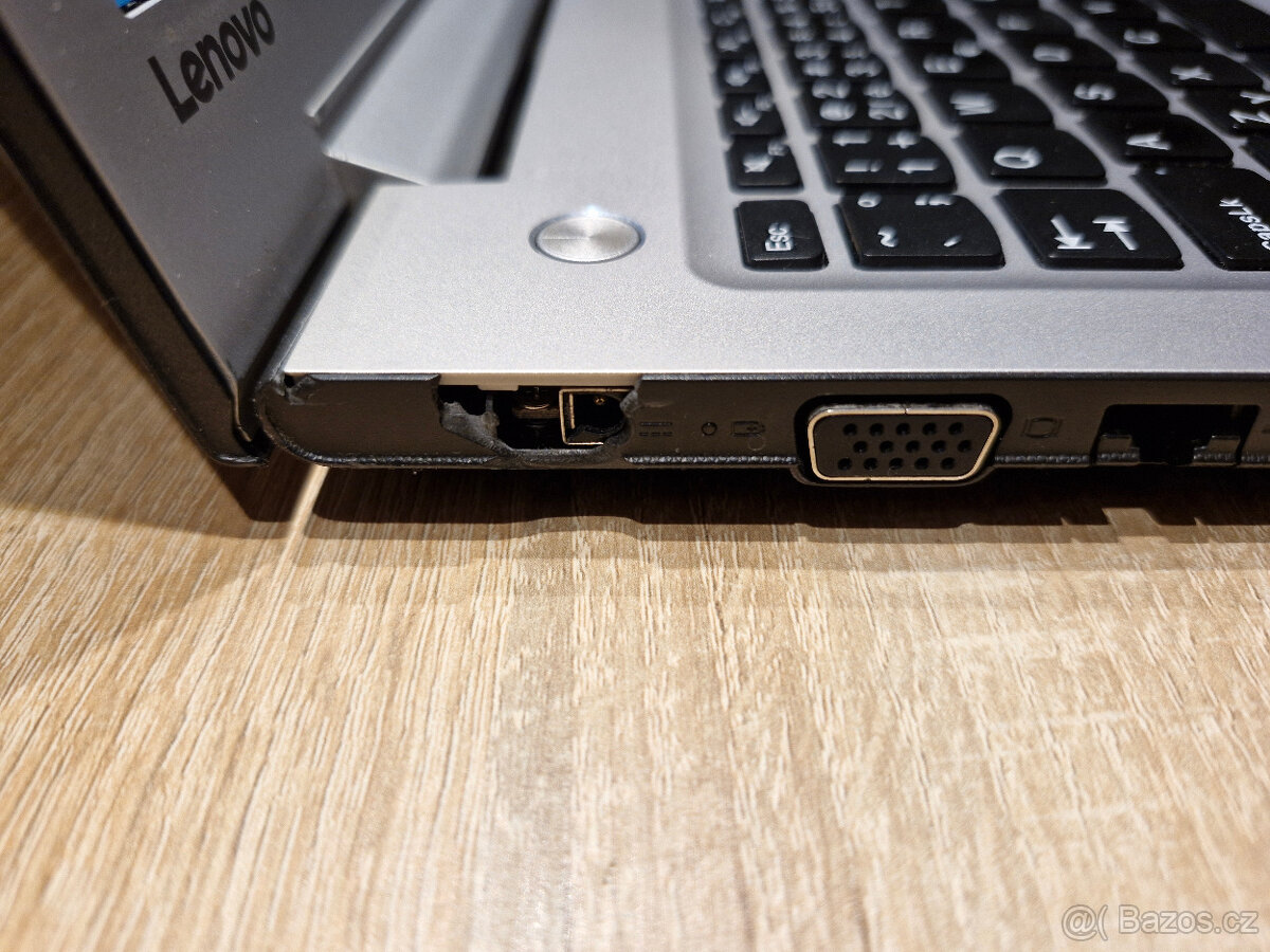 Lenovo Ideapad 510 15,6" i5 8GB RAM 250GB SSD Win 11 - 6