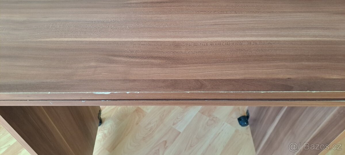 PC stůl na kolečkách, velmi levně - 6