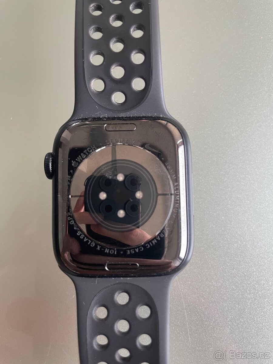 Apple Watch Series 7 Nike edition - 45mm - 6