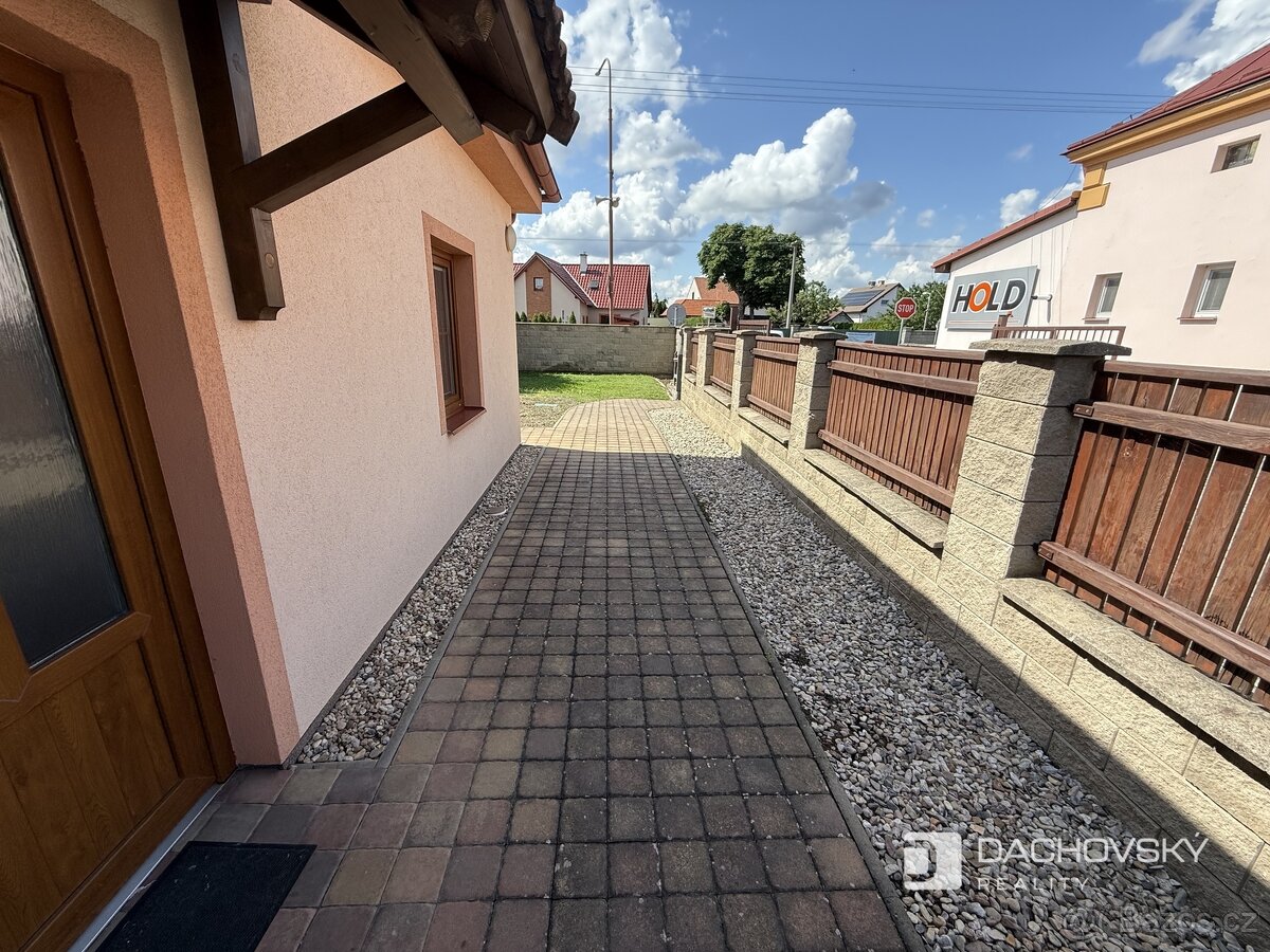 Pronájem rodinného domu 191 m², pozemek 400 m² - 6