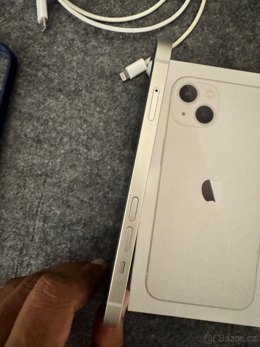 iPhone 13 128 GB, bílý, ve stavu A+ - 6