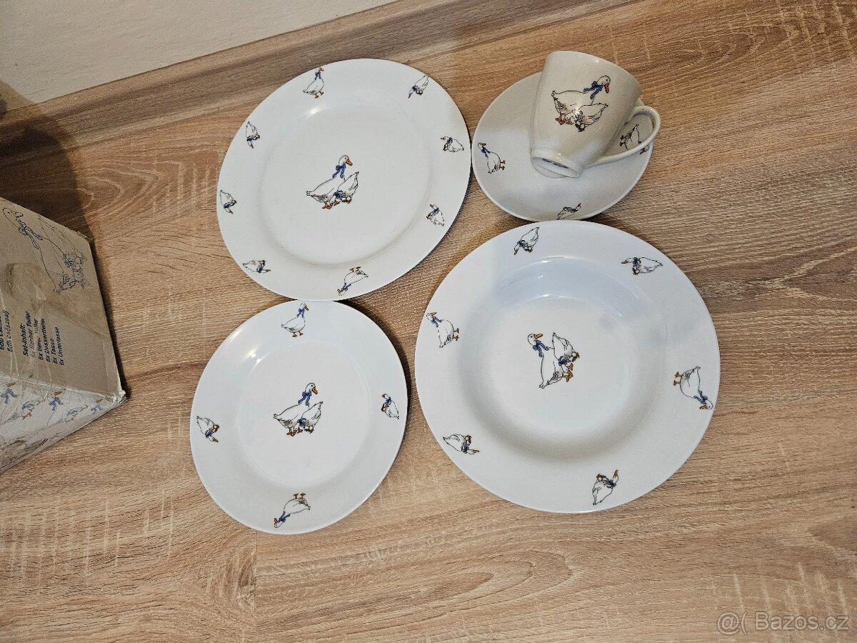 30 dílná sada nádobí VP design - 6