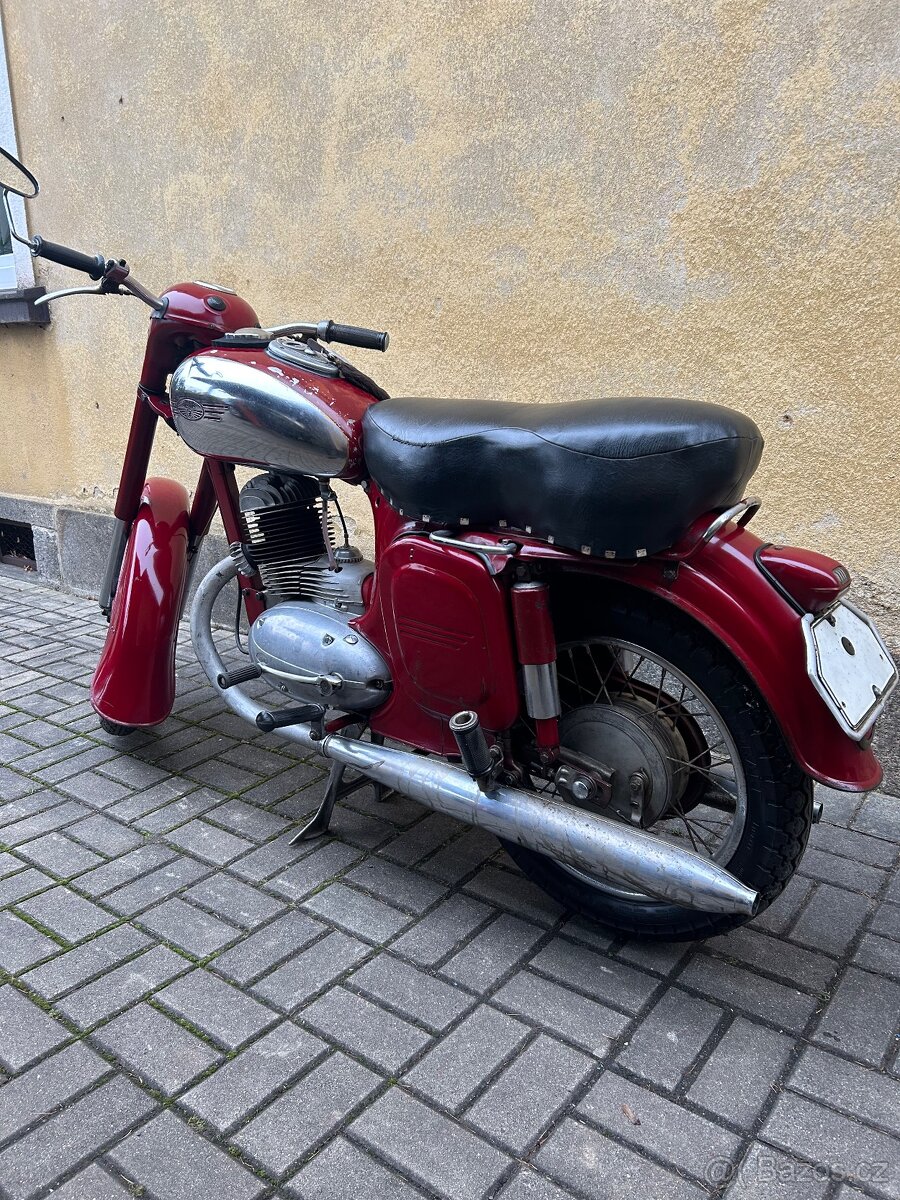 Jawa 250 - 6