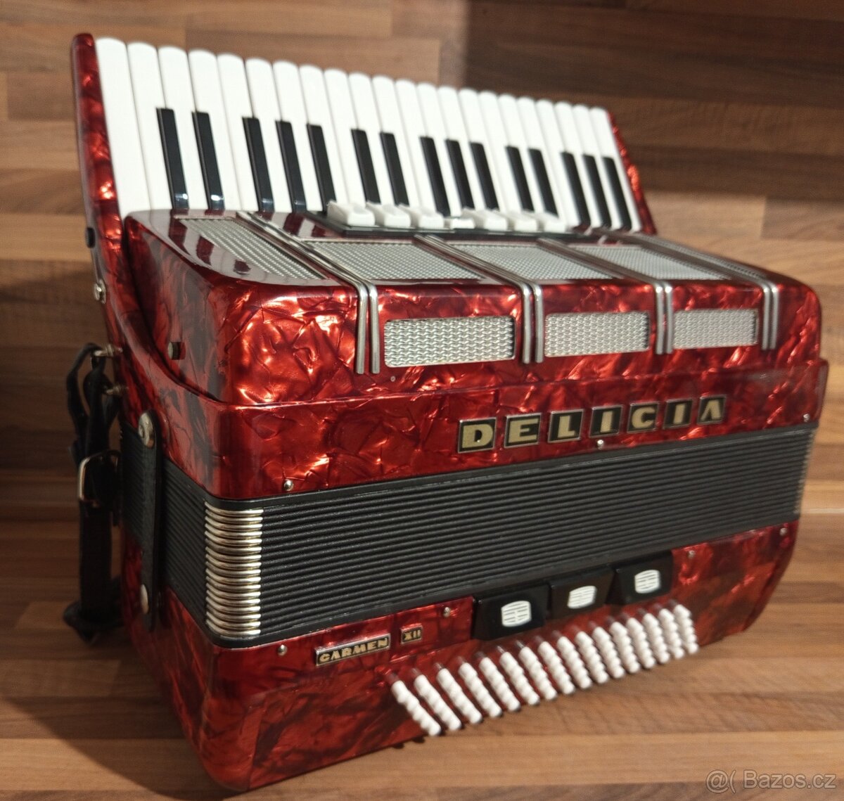 Akordeon (harmonika, heligonka) Delicia Choral IV 120 basů - 6