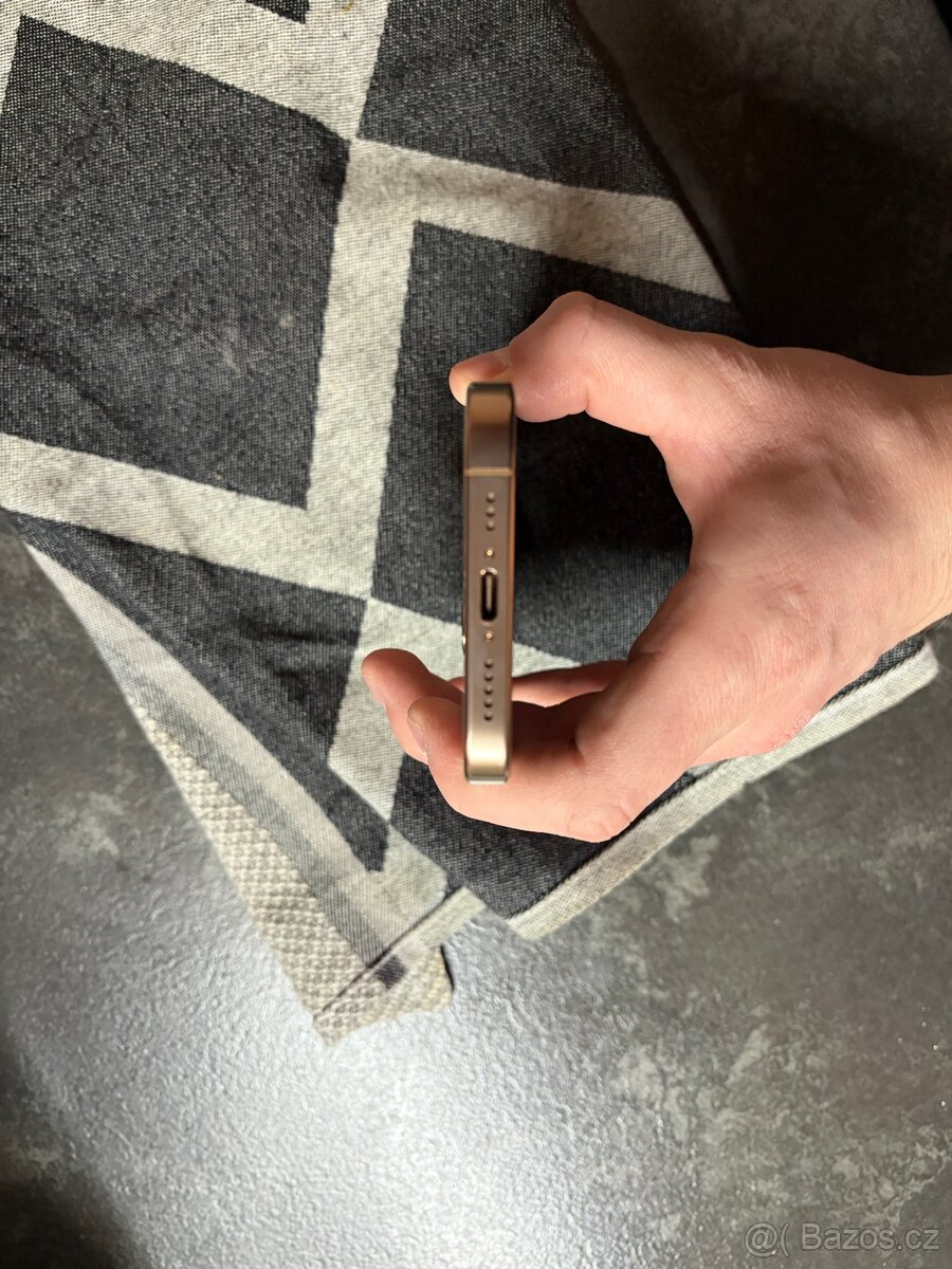 iPhone 16pro 128gb Desert Titan - 6