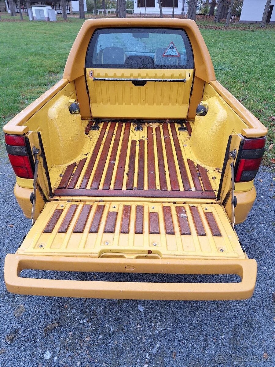 Felicia FUN 1,6MPI 55kW SERVISKA 1MAJITEL - 6