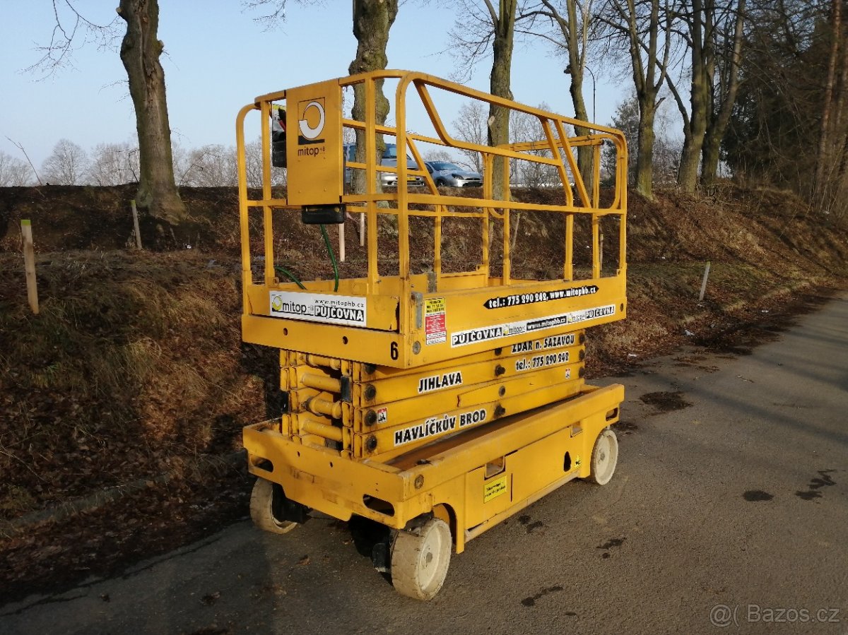 PRACOVNÍ PLOŠINA HAULOTTE COMPACT 12 - 6