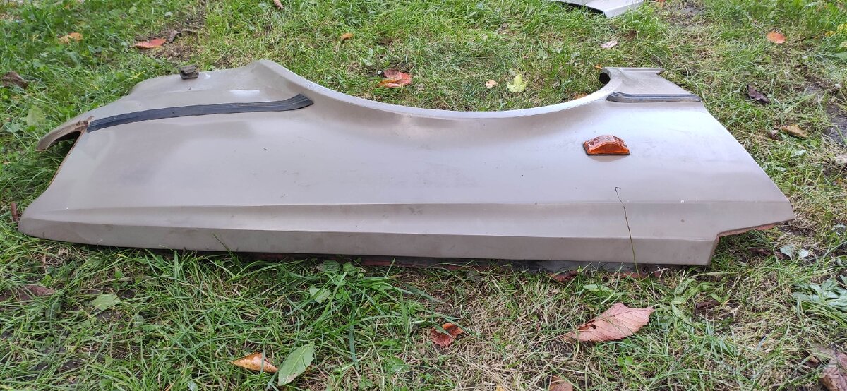 Pravý blatník škoda 105l 120l 130l - 6