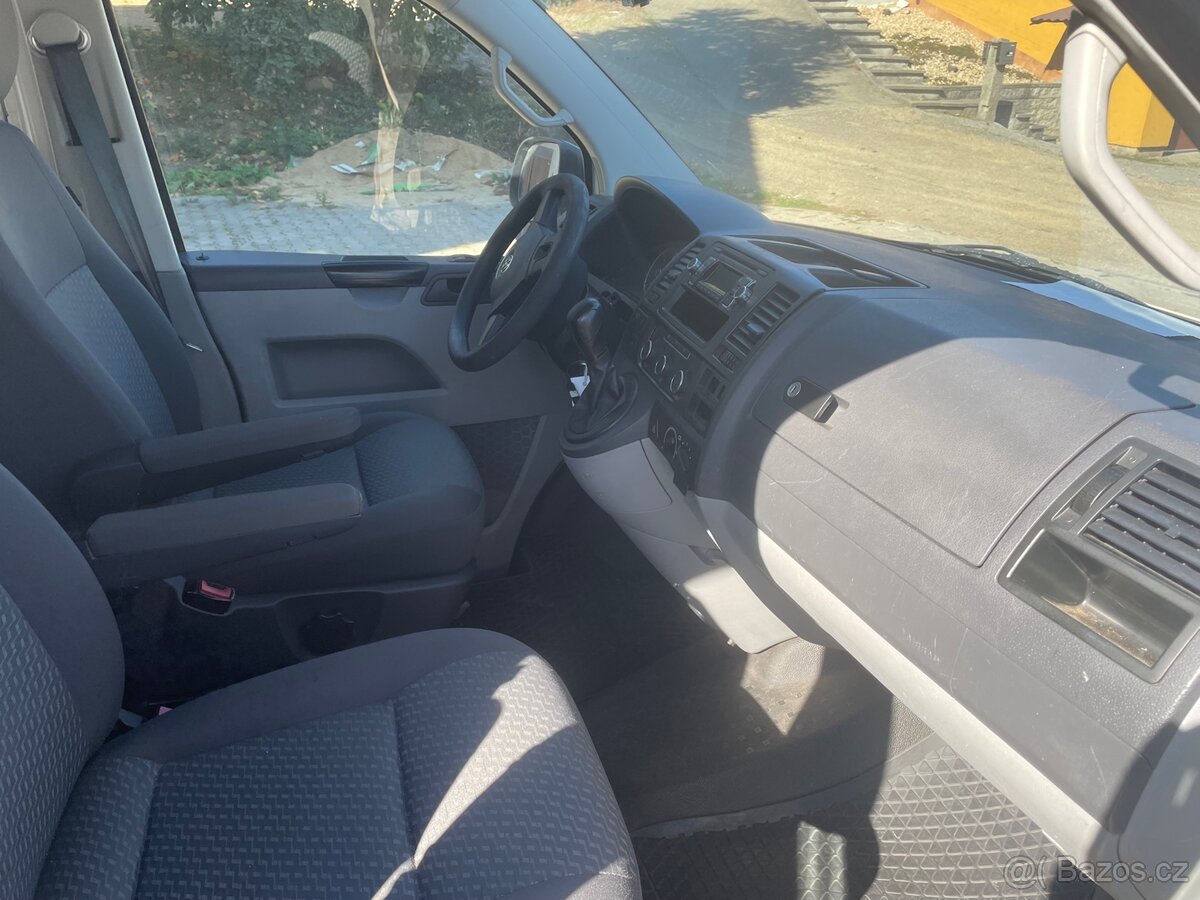 Volkswagen Transporter kombi 2.0Tdi - 6