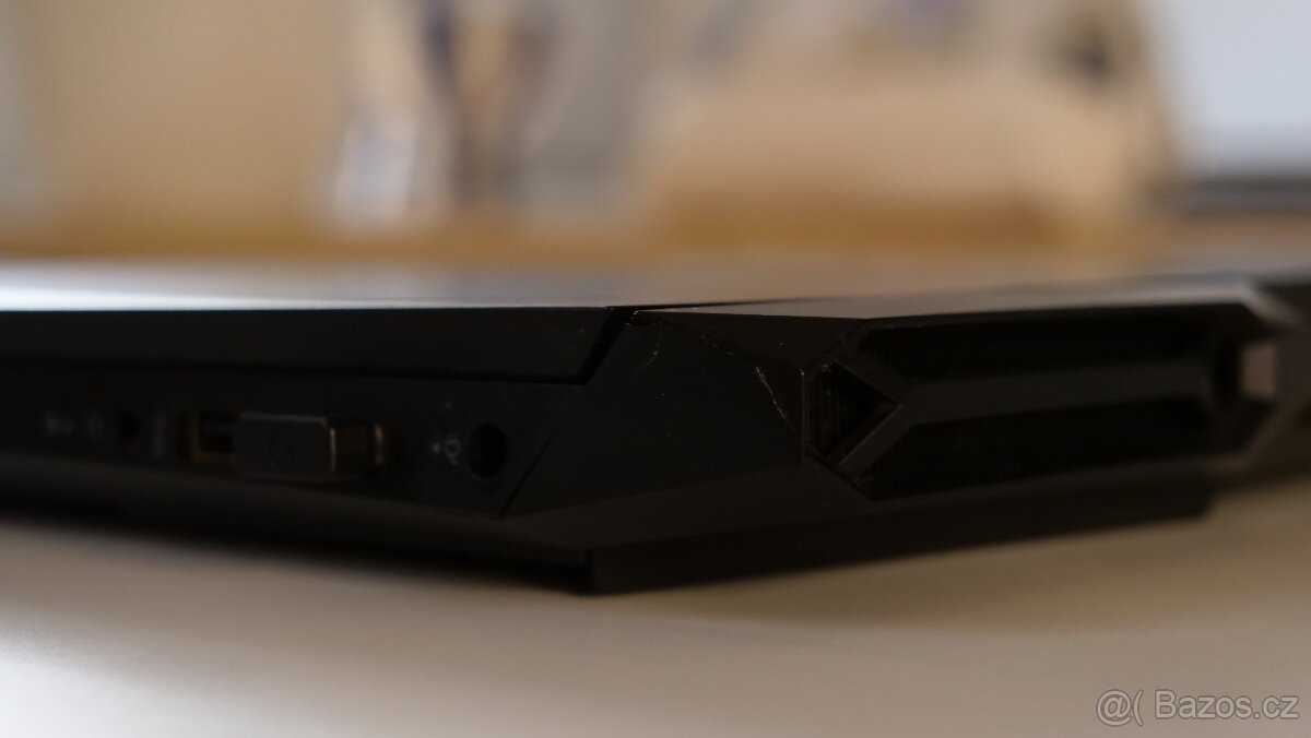 HP Pavilion Gaming 15 / RTX 3050 + chladící podložka - 6