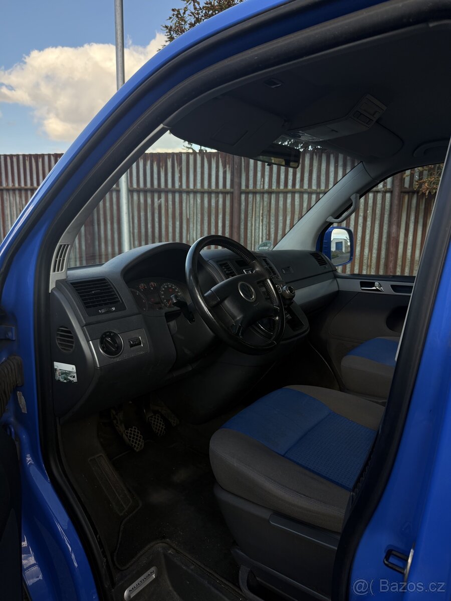 VW multivan T5 - 6