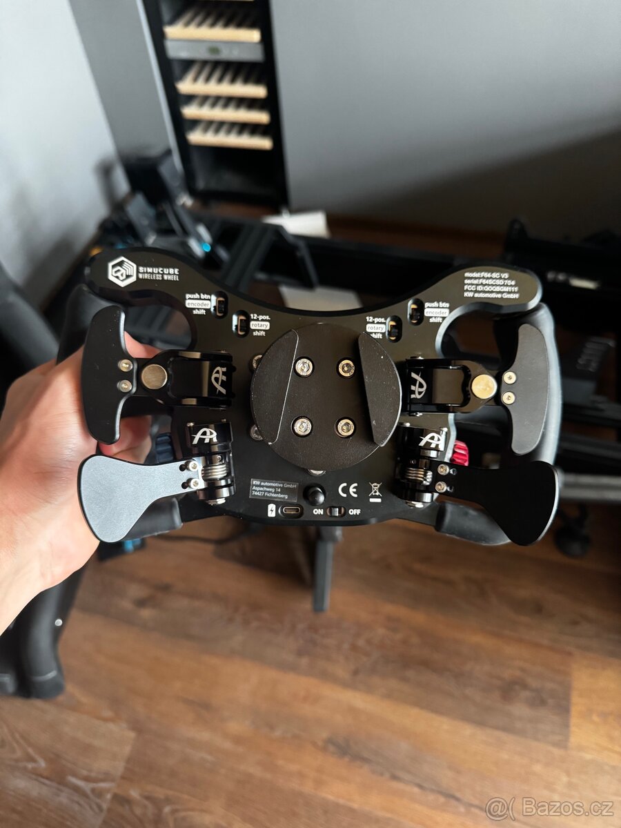 Sim-racing simulátor na prodej – TOP stav, profi komponenty - 6