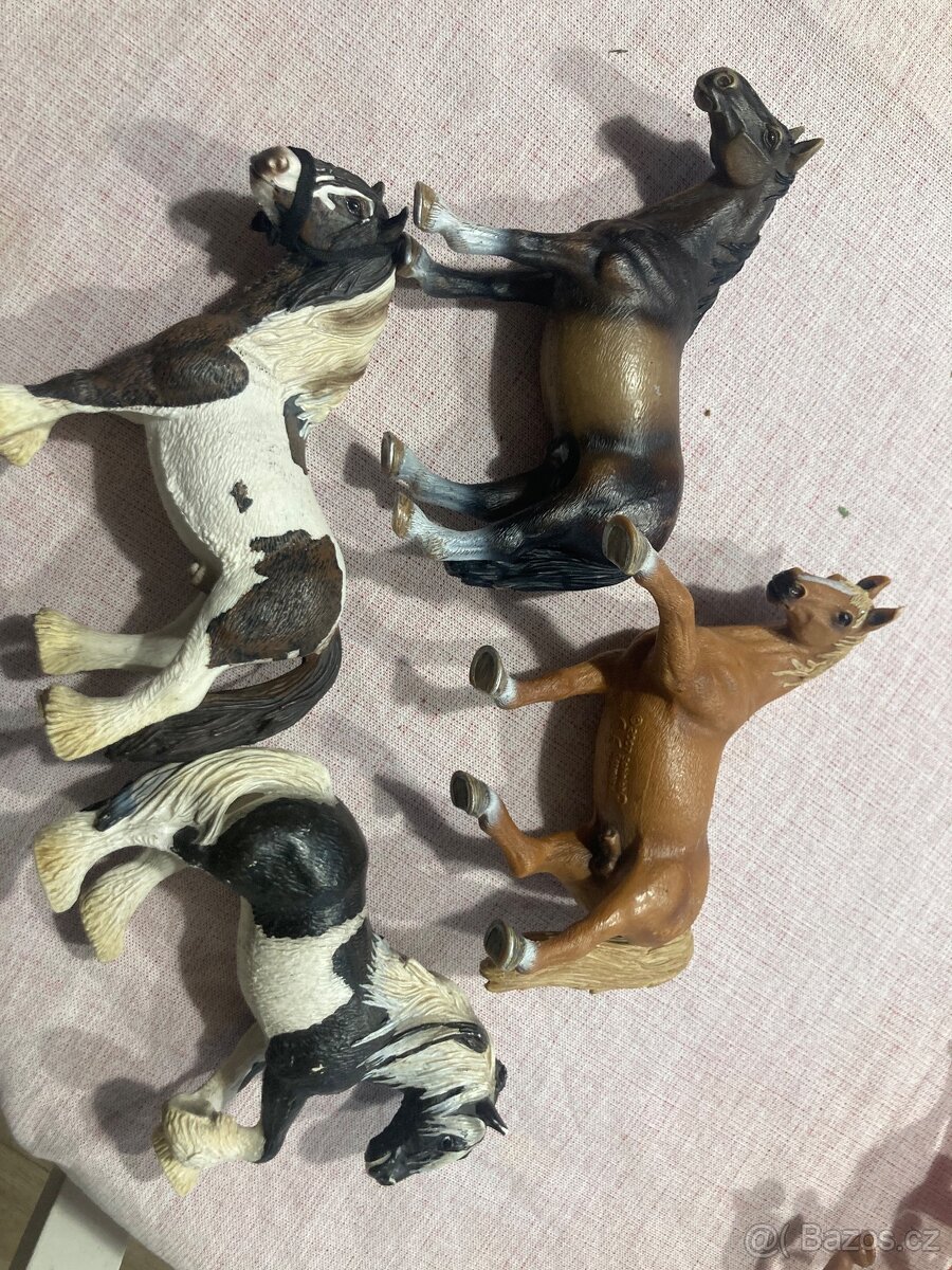 Schleich koně,vyber ze 160 koni - 6