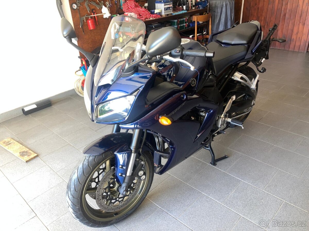 Prodám Yamaha Fazer 1000 - 6