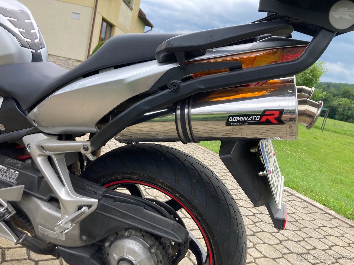 Honda VFR 800 Vteč - 6