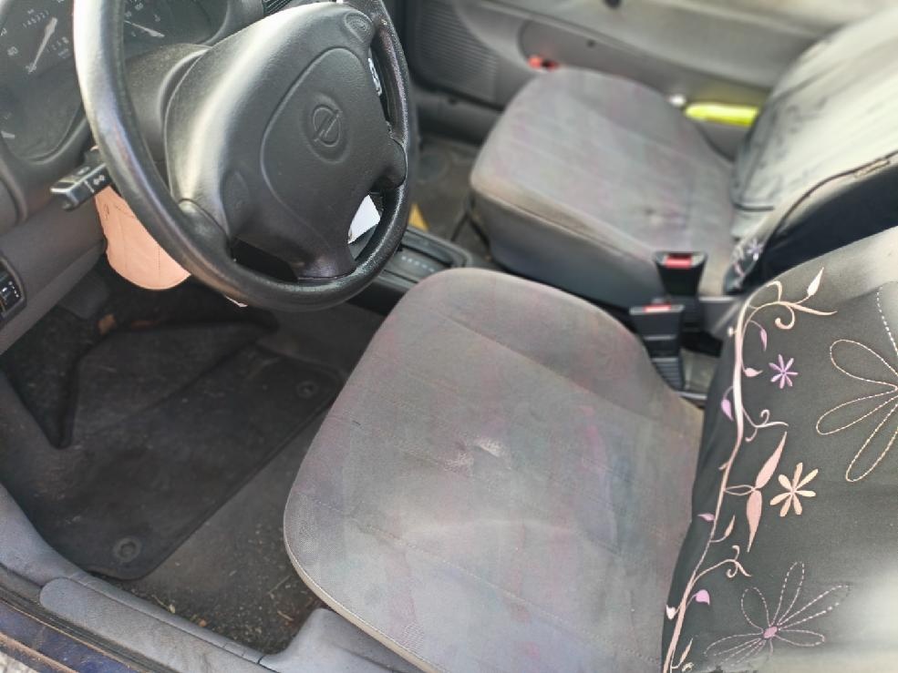 Opel Corsa B 1.4 automat - 6