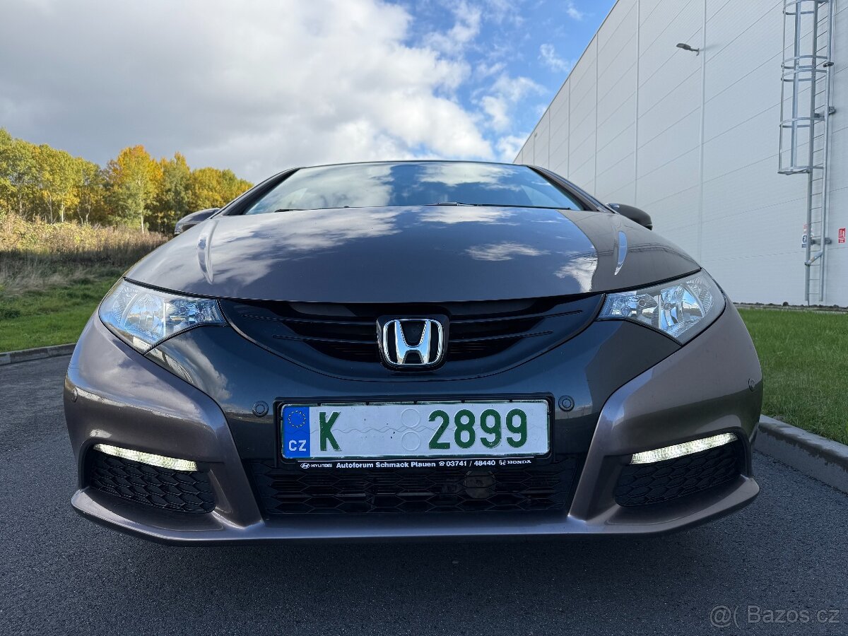 Honda Civic 1.8 i-VTEC 104 kW, jen 116.540 km, rok 2012 - 6
