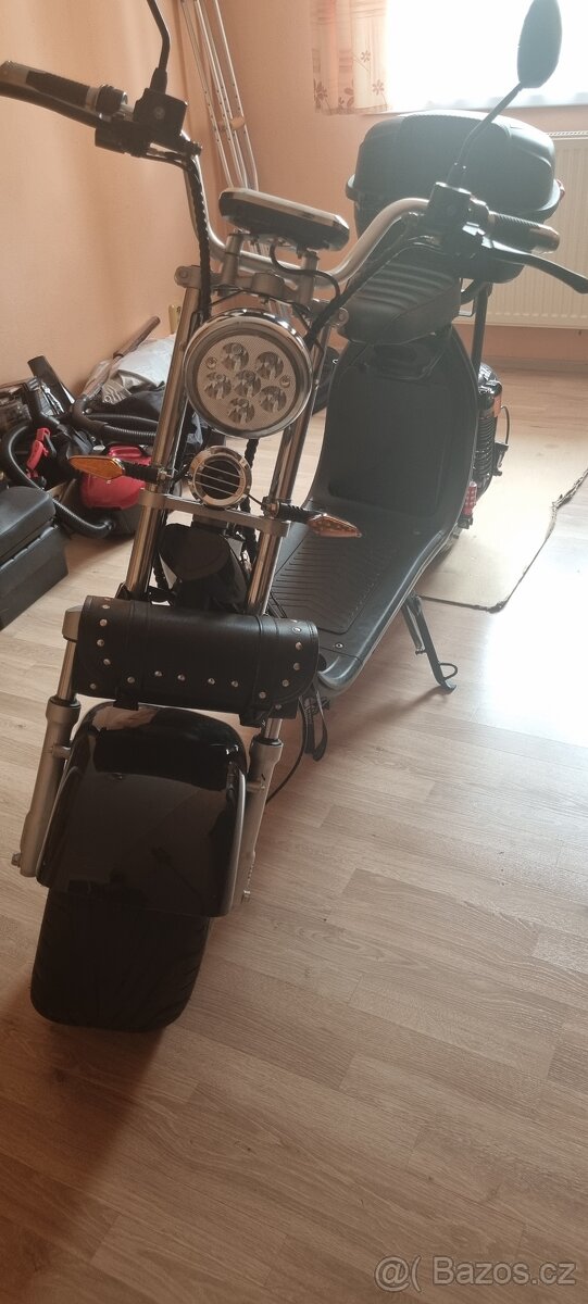 elektrická koloběžka 1000W - 6