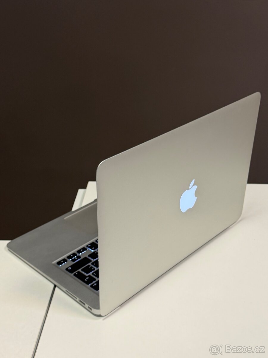 MacBook Air 14” 2014 / Záruka - 6