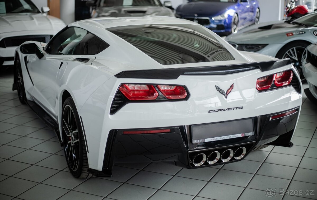 Chevrolet Corvette - 6