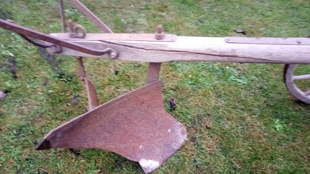 Pluh-rádlo historický - 6